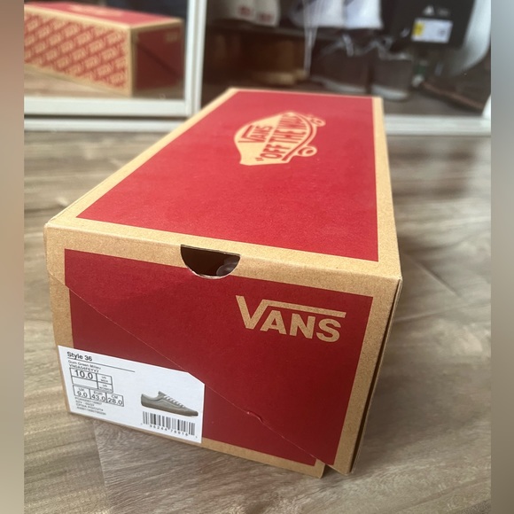NWT Vans - Picture 3 of 5
